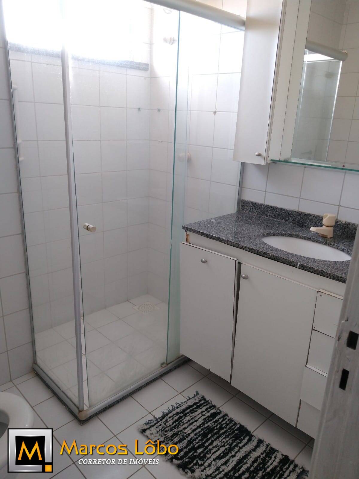 Apartamento para alugar com 2 quartos, 70m² - Foto 12