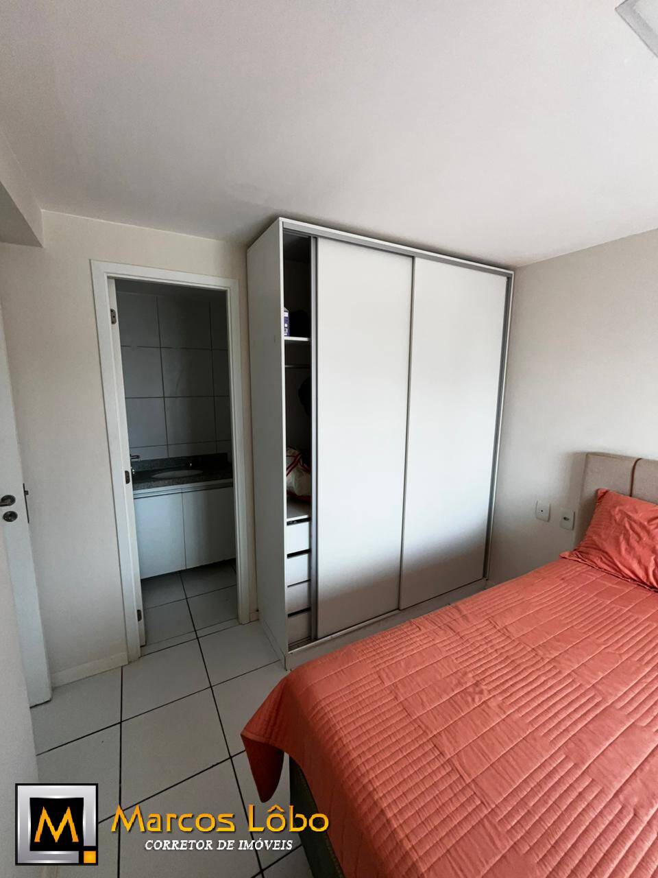 Apartamento à venda com 2 quartos, 56m² - Foto 18