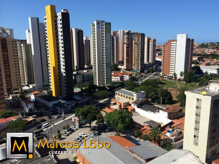 Apartamento para alugar com 2 quartos, 76m² - Foto 6